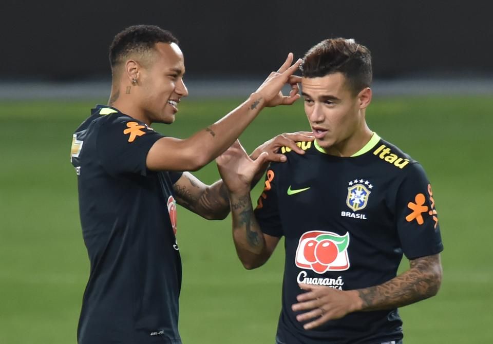 Neymar (balra) és Coutinho tíz éve jó barátok (Fotó: AFP)