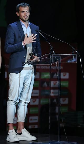 Danko Lazovicsot választották a férfi NB I
legjobb játékosának (Fotó: Veres Viktor)