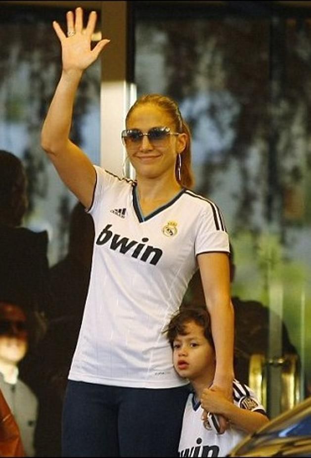 Jennifer Lopez énekesnő, Real Madrid (Fotó: www.marca.com)