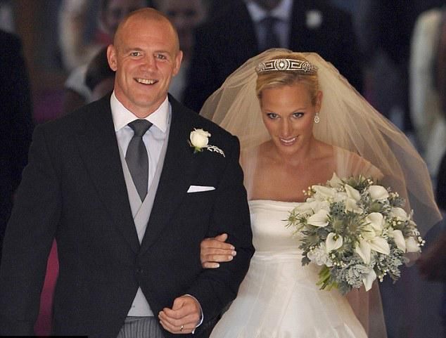 Tindall és Zara Philips az esküvőjükön (forrás: Daily Mail)