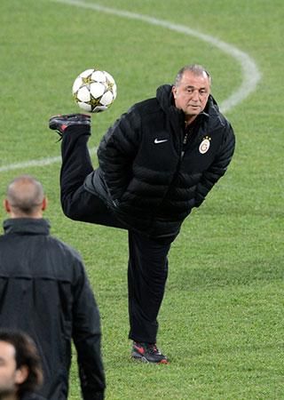 Fatih Terim edzőként (Fotó: Internet, Anadolu Ajansi)