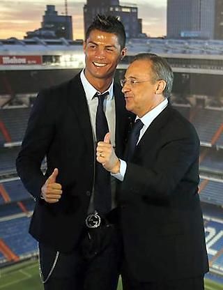 Cristiano Ronaldo és Florentino Pérez (Fotó: Reuters)