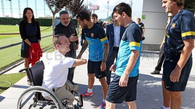 Messi is kissé megilletődöttnek tűnik (Fotók: fcbarcelona.com)