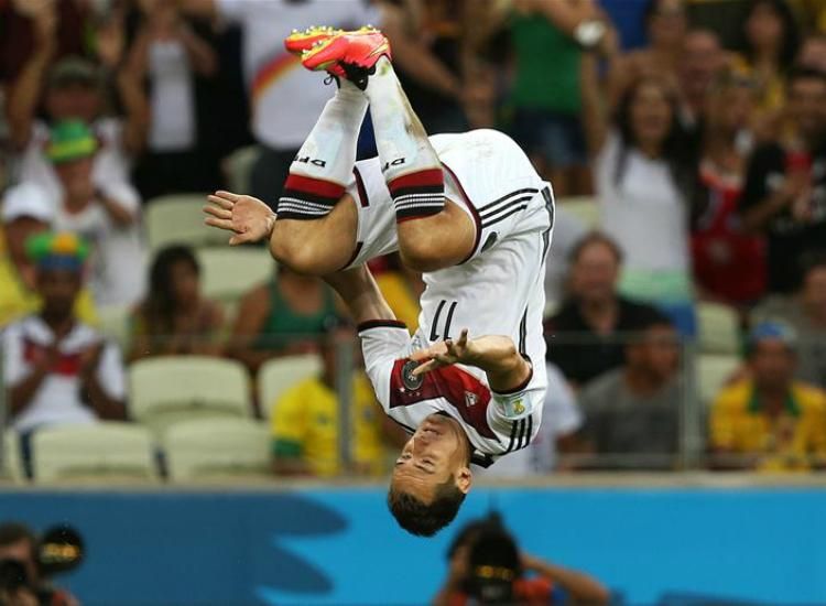Klose negyedik világbajnokságán szaltózhatott (Fotó: Action Images)