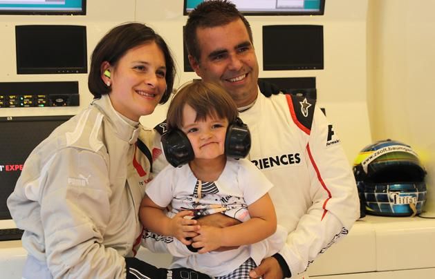 A korábbi F1-es pilóta a családját is magával hozta a Hungaroringre