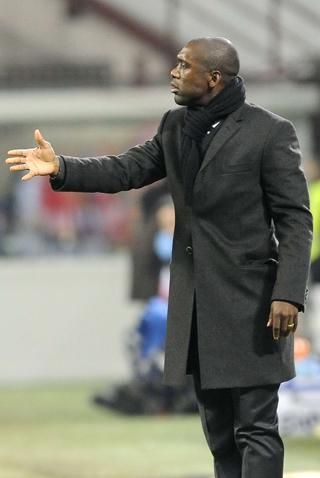 Seedorf Milanja az éllovas Juvét fogadja