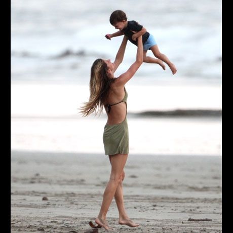 Gisele Bündchen és Benjamin (Fotó: Daily Mail/TMZ)