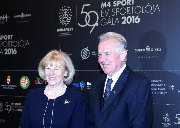 With his wife Katalin Makray at the Athlete of the Year gala in 2016 (Photo: Nemzeti Sport)
