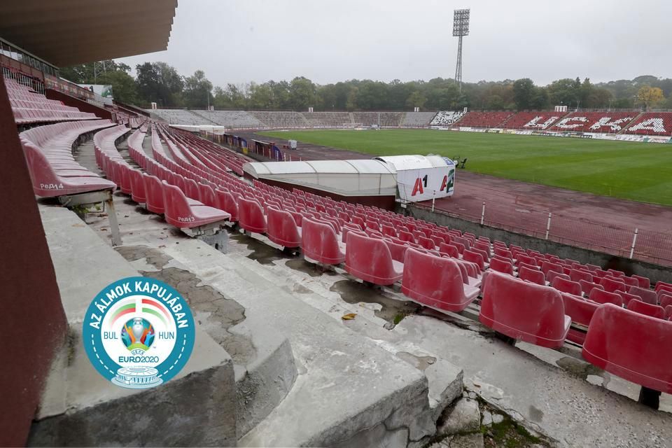 Ha csak a stadionok állapotán múlna, akkor Magyarország fölényesen győzne, de mint mindig, csütörtökön is a pályán kell bizonyítani (Fotó: Szabó Miklós)