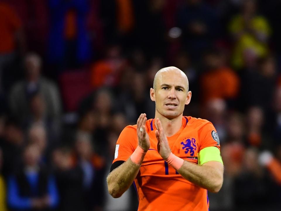 Arjen Robben egy kudarccal végződő vb-kvalifikációval búcsúzott az oranjétól (Fotó: AFP)