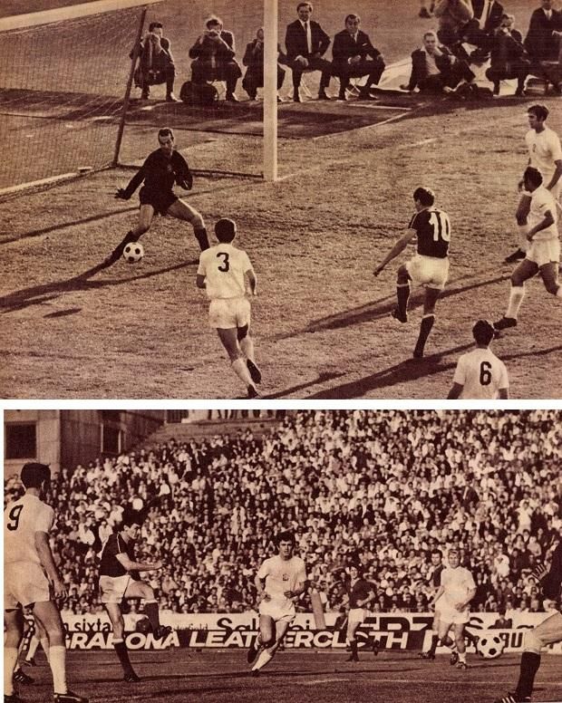 Az a bizonyos jelenet az 1969-es magyar–csehszlovák mérkőzésről az ellentétes oldalon dolgozó két fotós, Rédei Ferenc és Farkas József nézőpontjából ábrázolva (Fotó: Képes Sport)
