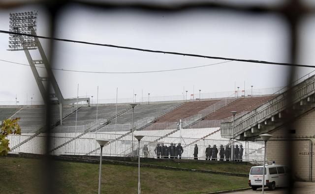 Rohamrendőrök gyakorlatoznak a Puskás-stadionban (Fotó: Mirkó István)
