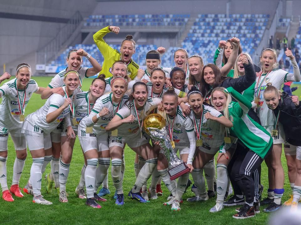 Az ETO FC Győr először lett kupagyőztes (Fotó: Török Attila)
A FOTÓRA KATTINTVA KÉPGALÉRIA NYÍLIK!