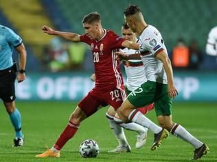 Magyarország ellen is játszott már Karabeljov (j) (Fotó: AFP)