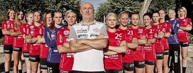 Herbert Müller (középen) csapatában tíz nemzet játékosait találjuk meg