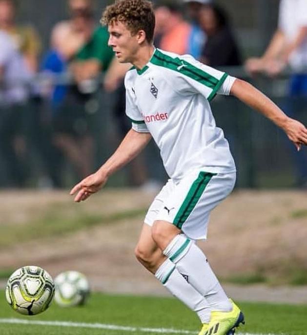 Bekker Roland máris alapembernek számít a Mönchengladbach U17-es csapatában