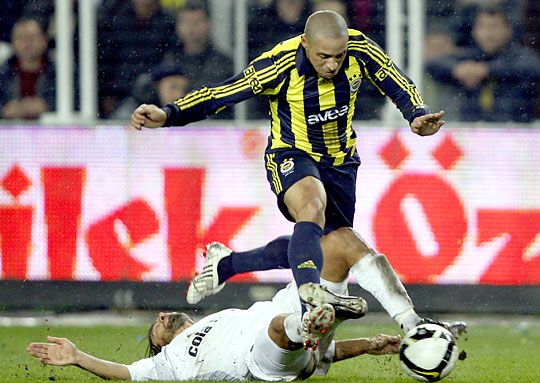 Roberto Carlos Törökországból hazatér (Fotó: Action Images - archív)