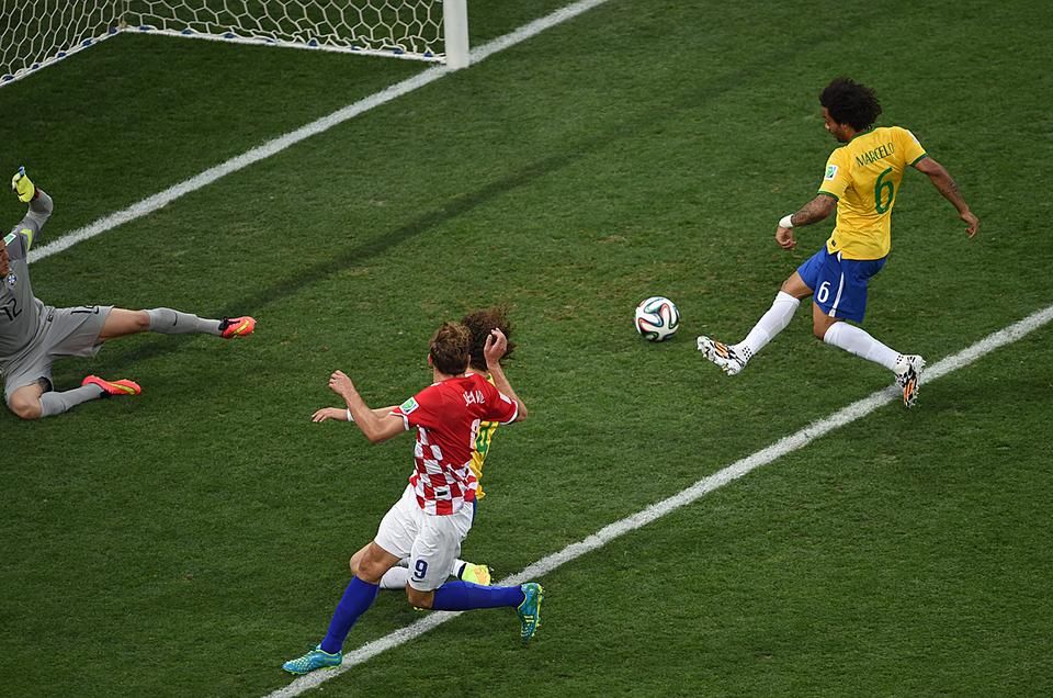 Marcelo az egyetlen, aki vb nyitó góljaként talált a saját kapujába (Fotó: AFP)