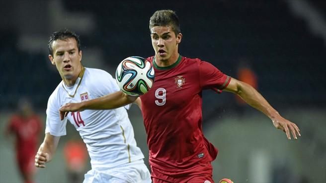 A portugálok nagy küzdelemben harcolták ki a döntőbe jutást (Fotó: uefa.com)