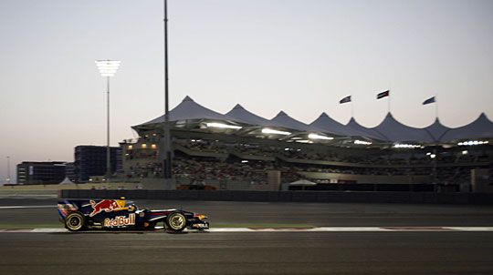 Vettel győzelmével bebiztosította a vb második helyét (fotó: Reuters)