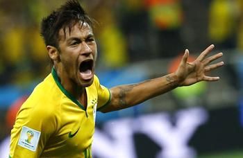 Neymar megkezdte: az első meccsen duplázott