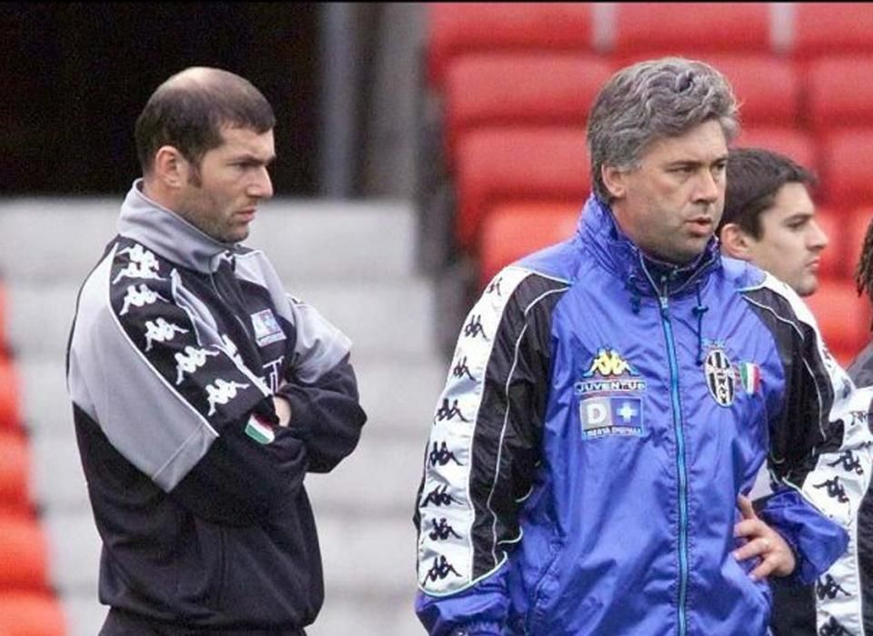 Zidane (balra) miatt változtatott a Juventusnál addigi filozófiáján (Fotó: AFP)