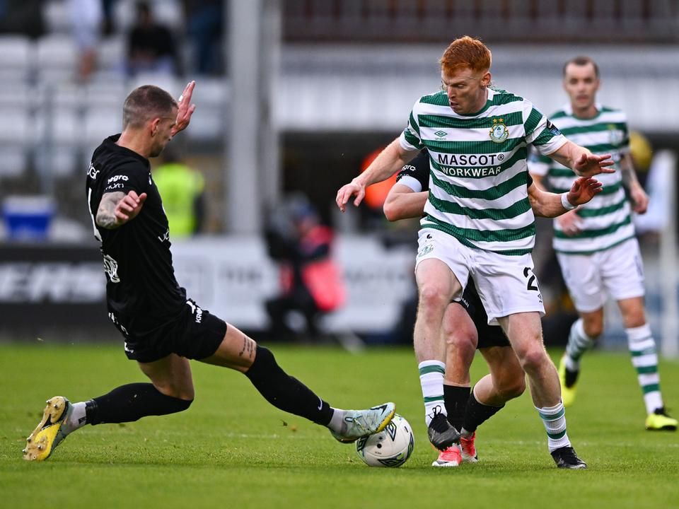 Muminovic (feketében) győztes gólt szerzett Írországban (Fotó: Getty Images)