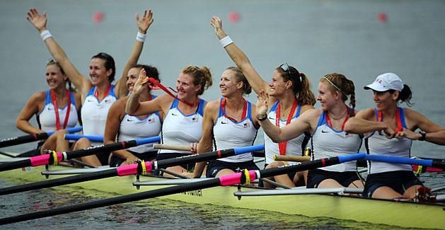 The Olympic champion rowing eight (team USA; 2008 Beijing). The Hungarian classic is the third from the right (Photo: AFP)
