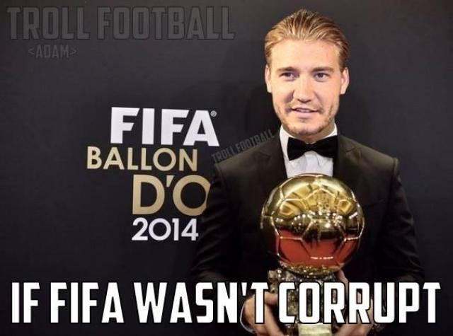 „Ha a FIFA nem lenne korrupt…” Ismét sokan követelték „Lord Bendtner” elmaradt Aranylabdáját