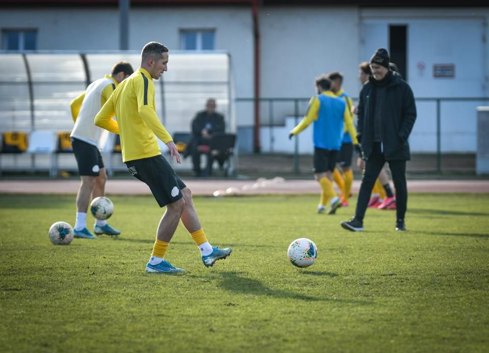 A sárga mezes soroksáriak hárommeccses veretlenségi sorozattal a hátuk mögött érkeztek Debrecenbe (Fotó: Kovács Péter)