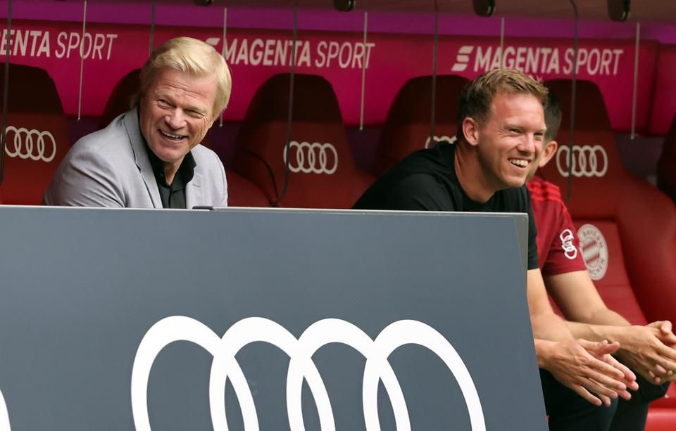 Vajon május végén is hasonlóan boldogok lesznek Oliver Kahnék a Bayern kispadján? (Fotó: Getty Images)
