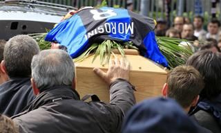 Morosini temetése (Fotó: Reuters)