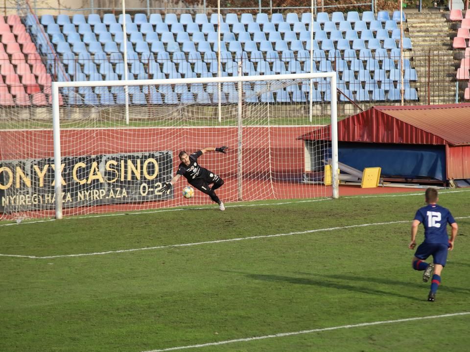 Yasin Hamed tizenegyesből szerzett gólt a csapatának (Fotó: Dodó Ferenc/Kelet-Magyarország)