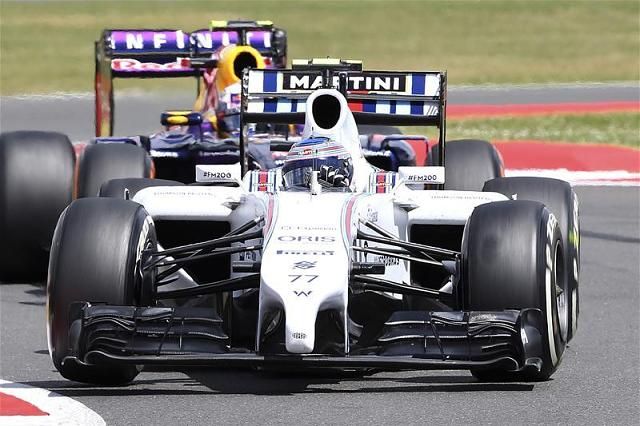 Valtteri Bottas a 14. helyről zárkózott fel a 2.-ra a gyors Williams-Mercedesszel