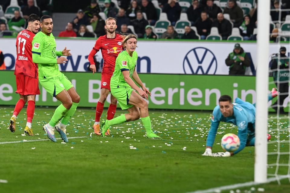 A második gól – a hazaiak kapusa, Koen Casteels csak nézni tudta (Fotó: AFP)