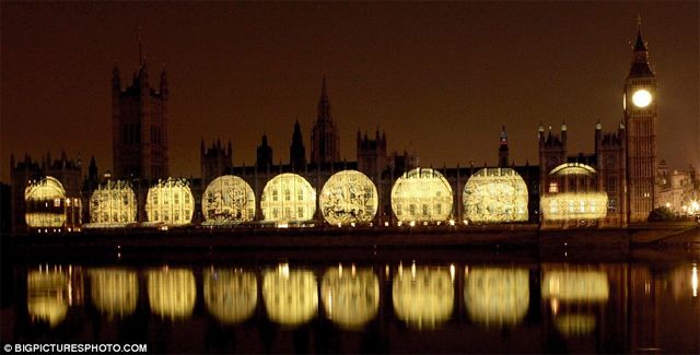 Londoni aranyérmek (Fotó: bigpicturesphoto.com / Daily Mail)