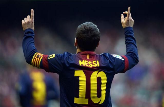 Messi karjára pont passzolt a szalag (Fotó: Action Images)