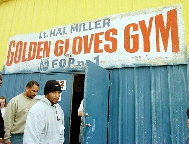 Tinédzserként gyakran járt Mike Tyson Las Vegas-i edzőtermébe, a Golden Gloves-ba (Fotó:  Telegraph)