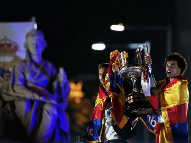 Így ünnepeltek a madridiak (Fotó: Reuters)