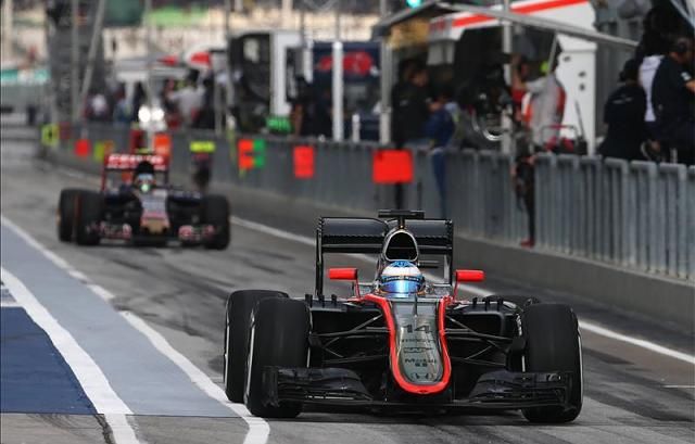 A McLarennél töretlen a bizakodás, Alonsónak még viccelődni is volt kedve – vagy nem viccelt?…