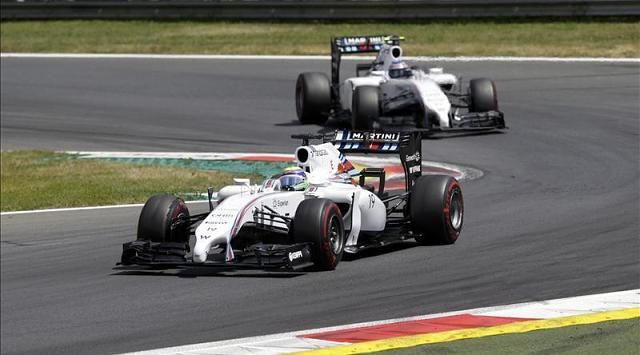 A két Williams nem bírta a Mercedes tempóját