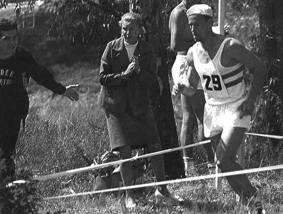 A vívás volt az erőssége, de terepfutásban sem vallott szégyent – 1968-ban Mexikóvárosban csapatban is aranyérmet nyert (Fotó: Magyarok az olimpiai játékokon)