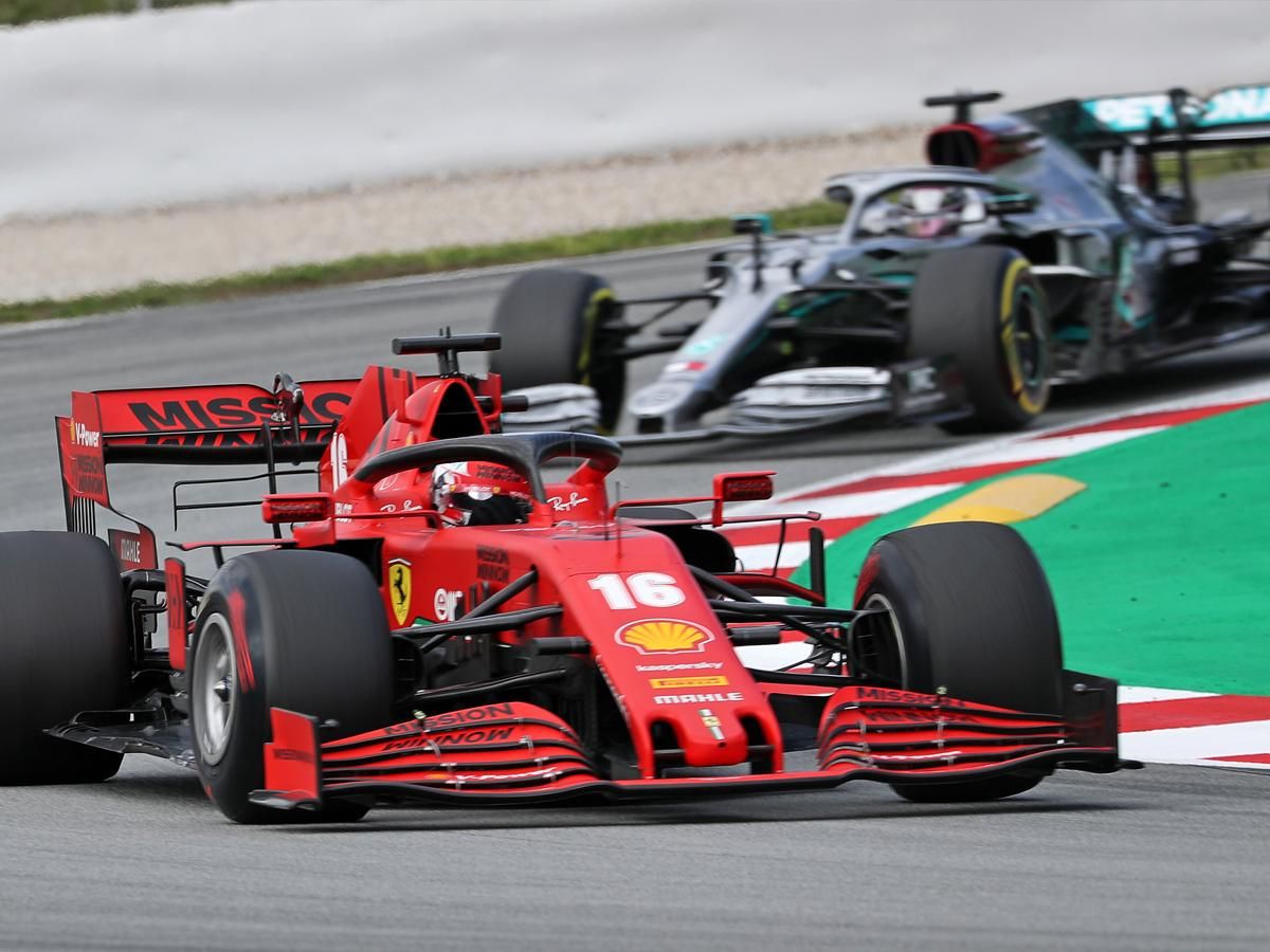 A tavaly rejtőzködő Mercedes minden tekintetben az élre tört, s ezúttal a Ferrari igyekezett takargatni a tempóját(Fotó: AFP)