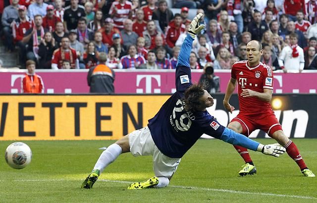 A Bayern négy gólt vágva nyert, Robben is betalált (Fotók: Reuters)