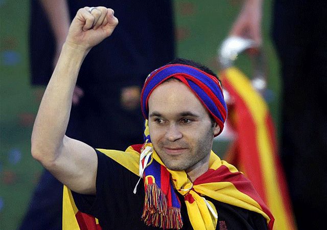 Andrés Iniesta harci díszben (Fotó: Action Images)