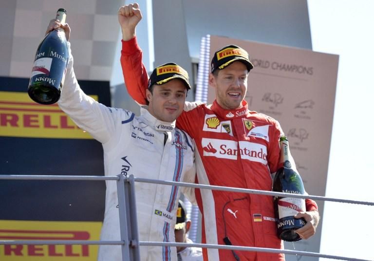 A Ferrari-szurkolók korábbi és jelenlegi kedvence: Felipe Massa és Sebastian Vettel a dobogón