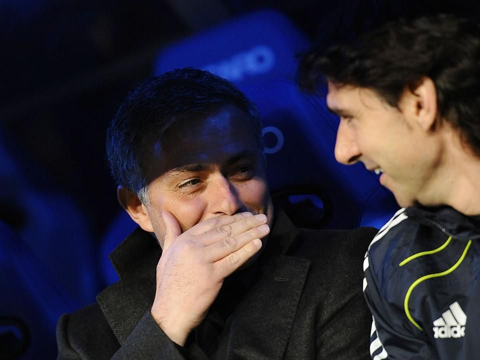 Mourinho és Karanka a Real Madrid kispadján 2011-ben (Fotó: AFP)