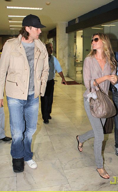 Tom Brady és Giselle Bündchen megérkezik Rio de Janeiróba (Fotó: Just Jared)
