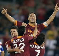 Francesco Totti ekkor még ünnepelt (Fotó: Reuters)
