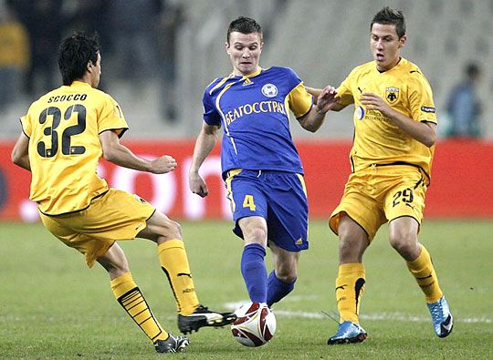 Németh Krisztián (jobbra) szívesen maradna hosszú távon is az AEK-nél (Fotó: Action Images)